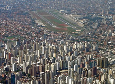 巴西圣保罗孔戈尼亚斯机场